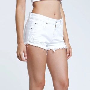 Pistola Denim Gigi Low Rise Cut Off in White